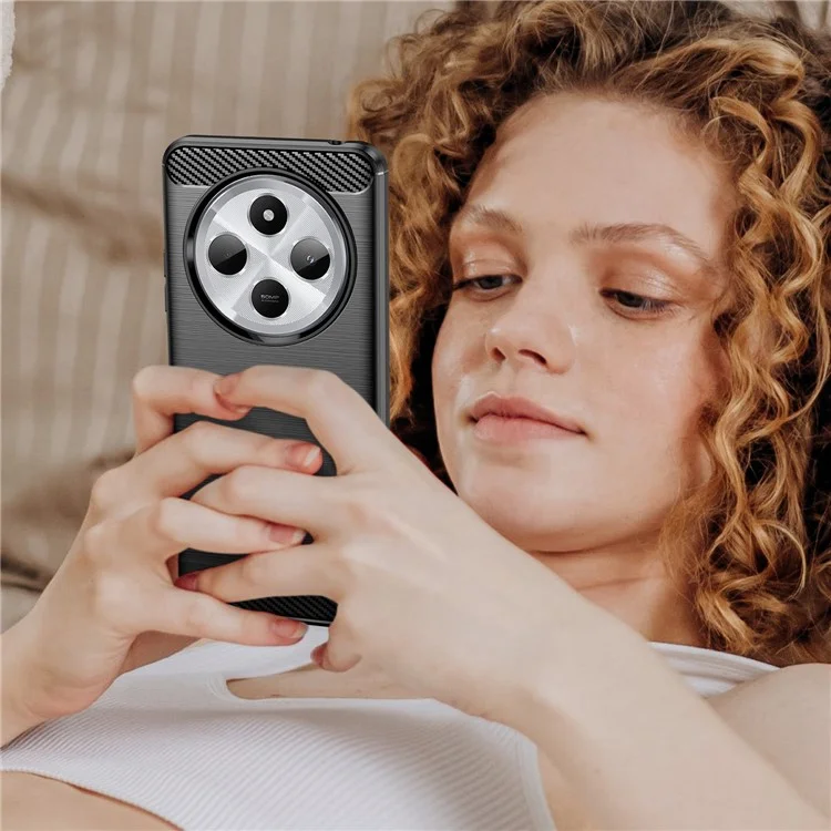 For Xiaomi Redmi 14C 4G Case Carbon Fiber Texture Brushed Anti Fingerprint Phone Back Cover - Schwarz