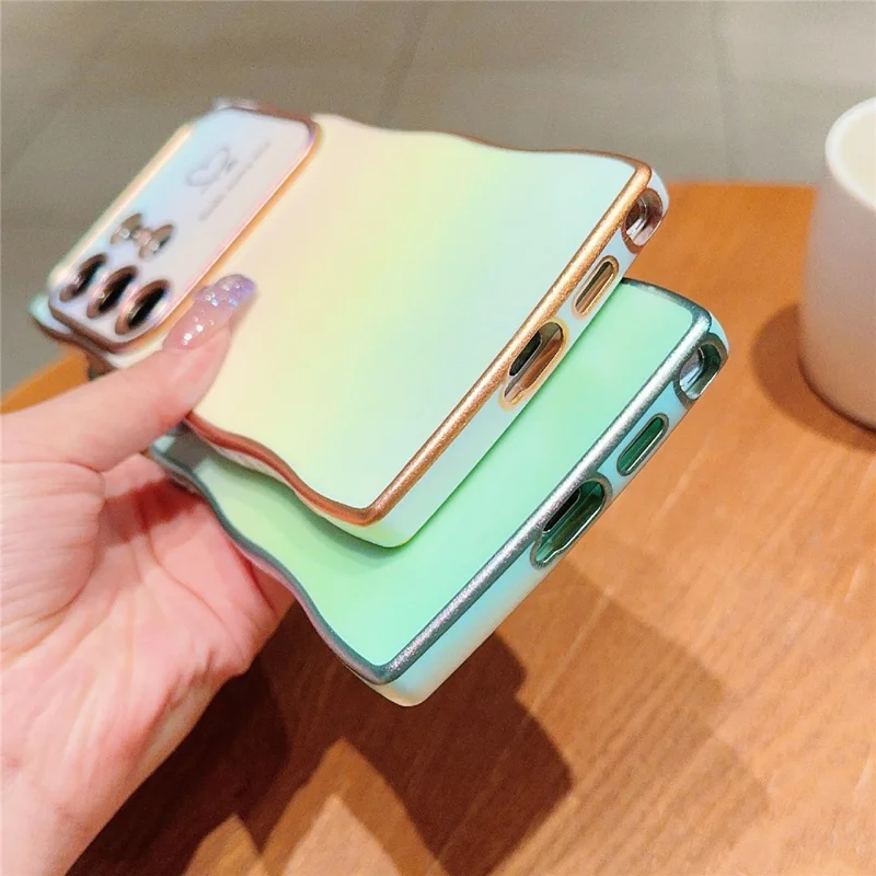 For Samsung Galaxy S25 Ultra Case Curly Shape Love Heart TPU Phone Cover Iridescent Gradient - Colorful White