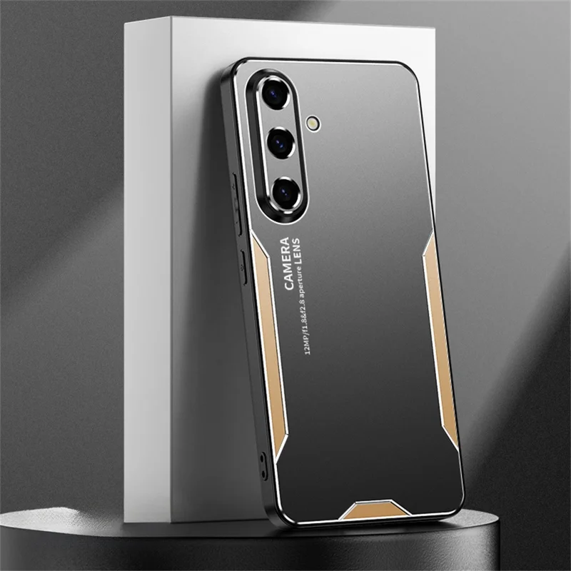 Für Samsung Galaxy A56 5G Handy Hülle Aluminiumlegierung + TPU + PC Rückseite - Gold