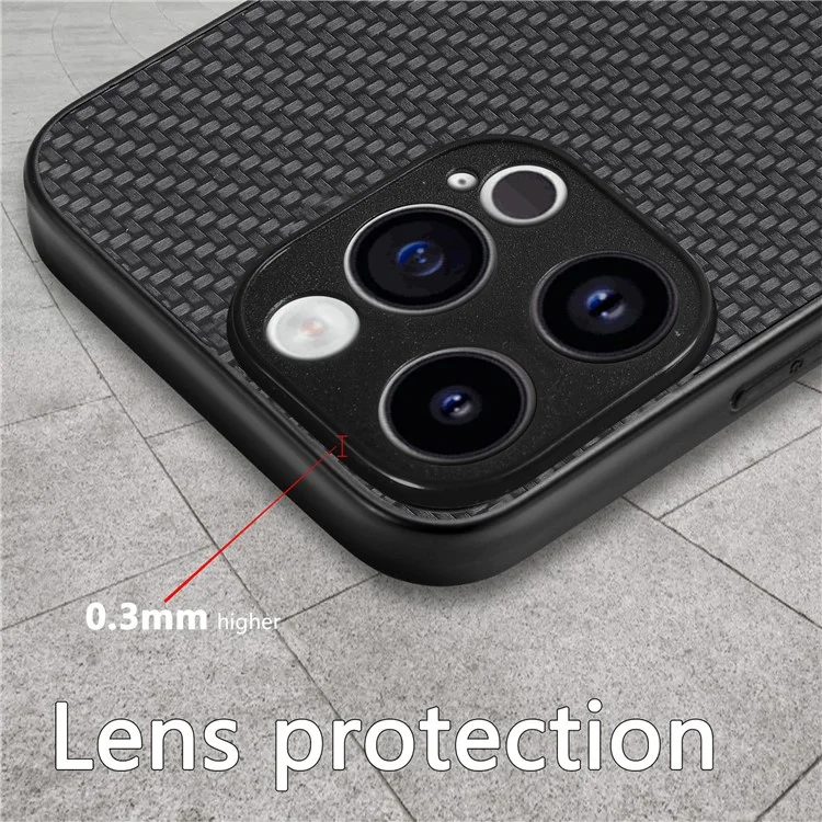 Étui pour iPhone 15 Pro Max avec texture en fibre de carbone PU+PC+TPU - Noir