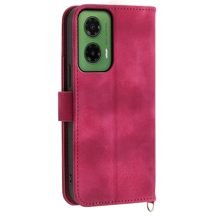 Étui pour Motorola Moto G35 5G, motif floral en cuir PU, étui portefeuille pour téléphone avec sangle - Rouge vin