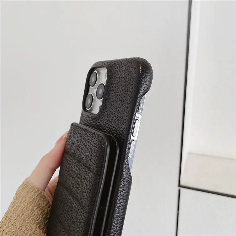 Для iPhone 16 Pro Max Чехол с отделениями для карт, подставка, кожа PU + PET Чехол для телефона с ремешком на запястье - Черный
