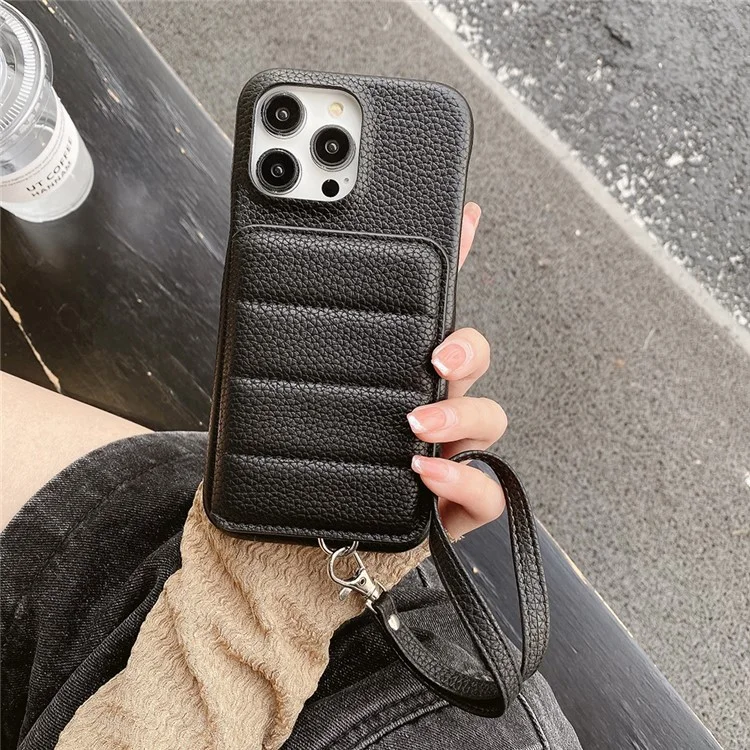 Для iPhone 16 Pro Max Чехол с отделениями для карт, подставка, кожа PU + PET Чехол для телефона с ремешком на запястье - Черный