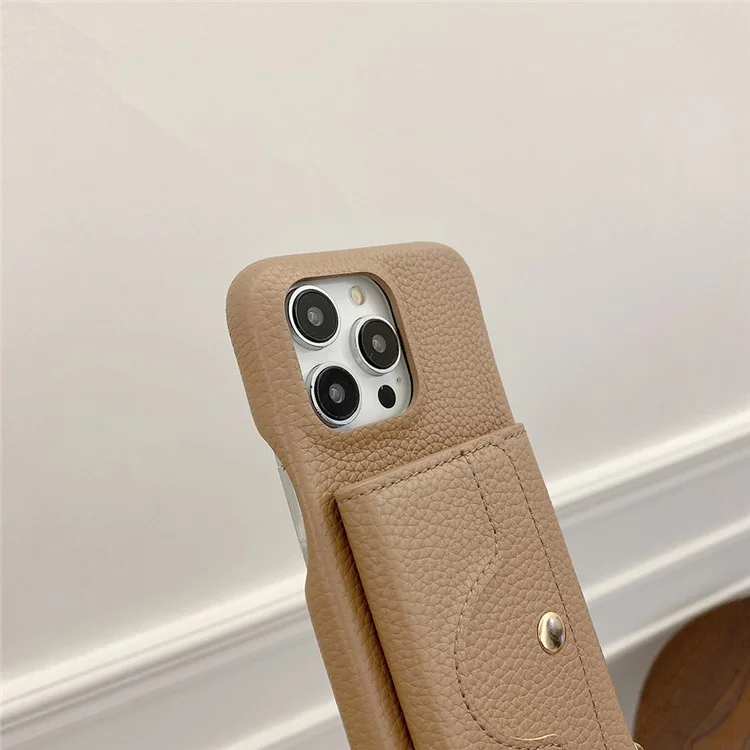 Étui pour iPhone 14 Pro Max, design miroir en cuir PU avec fentes pour cartes et dragonne - Marron clair