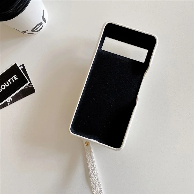 Capa para Google Pixel 8 Pro, design de espelho, cobertura traseira de couro PU com slots para cartões e alça de pulso - Branco