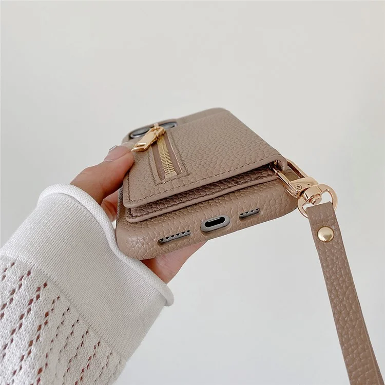 Capa para iPhone 16 Pro com slots para cartões, suporte, cobertura traseira de couro PU com bolso com zíper e alça de pulso - Marrom claro