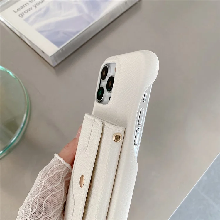 Capa para iPhone 15 Pro, design espelhado, cobertura traseira de couro PU com slots para cartões e alça de pulso - Branco