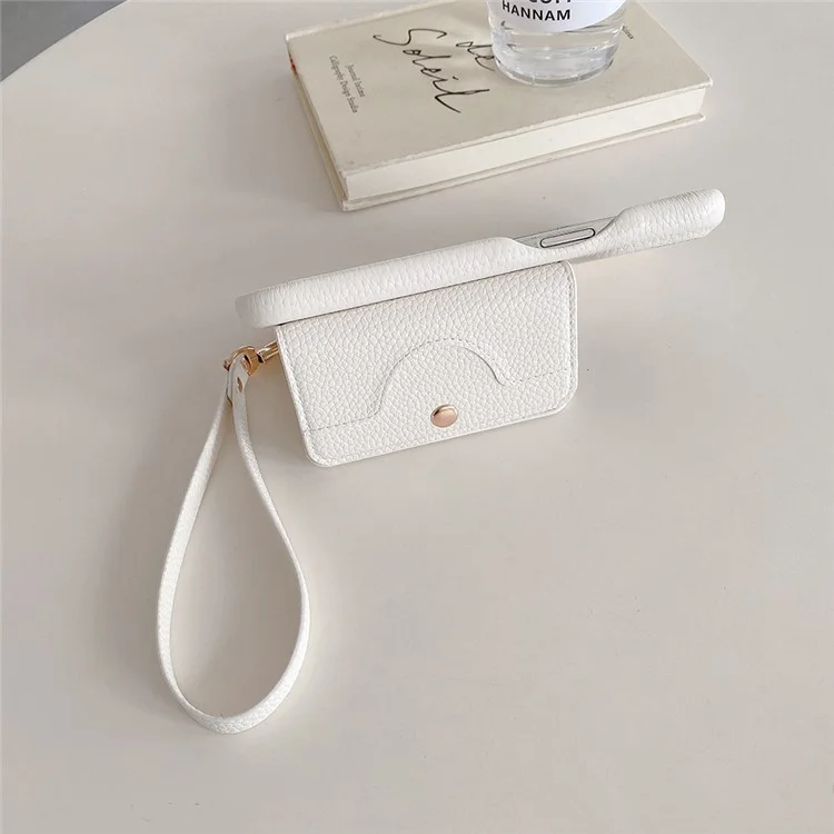 Capa para iPhone 15 Pro, design espelhado, cobertura traseira de couro PU com slots para cartões e alça de pulso - Branco
