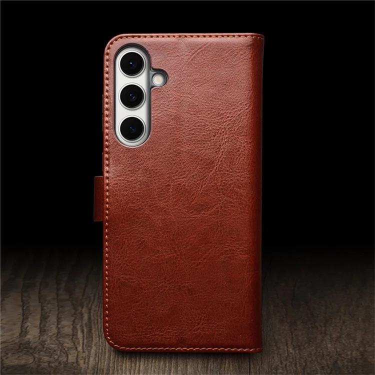 Comprar em Quantidade Capa QIALINO para Samsung Galaxy S24 FE com Porta-Cartões, Couro Genuíno de Vaca, Suporte para Celular - Marrom