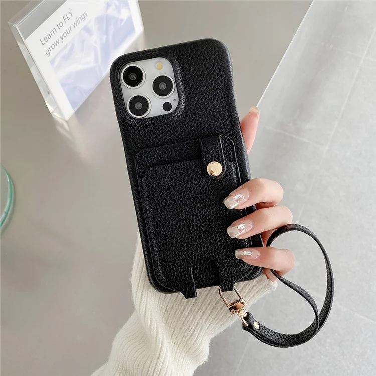 Funda para iPhone 15 Pro con múltiples ranuras para tarjetas, cubierta de cuero en la parte trasera y correa para la muñeca - Negro