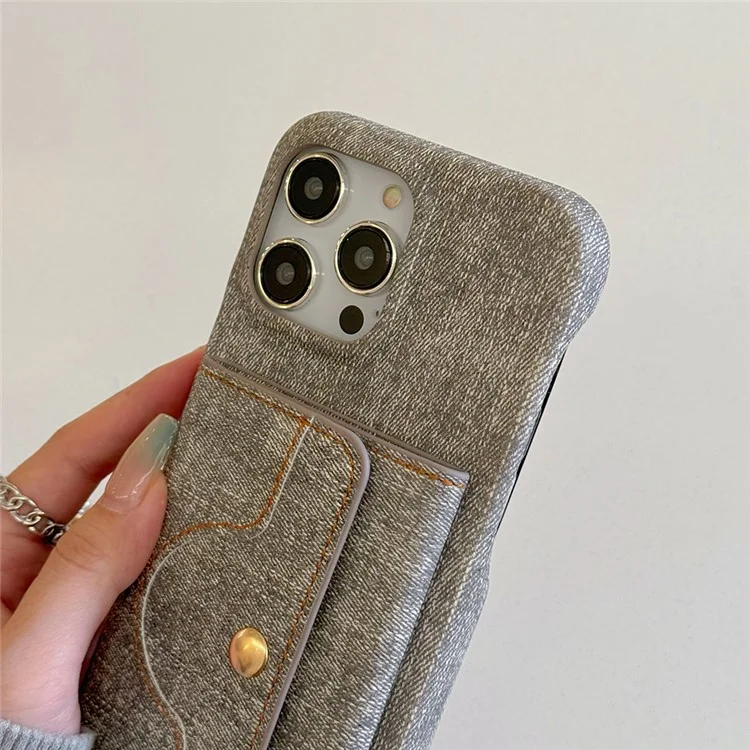 Funda para iPhone 16 Pro Max con ranuras para tarjetas, diseño de espejo, textura de tela vaquera y cuero PU con correa - Gris