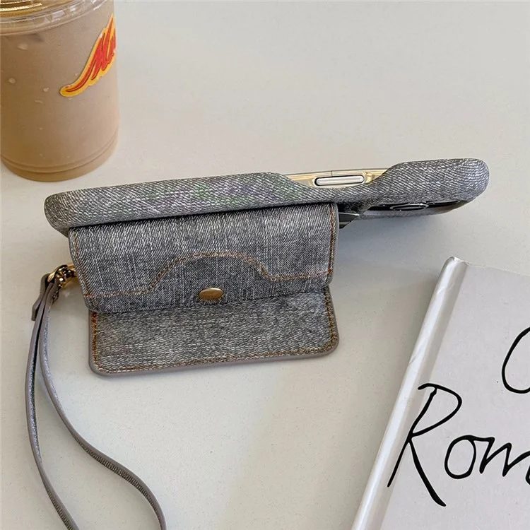 Funda para iPhone 16 Pro Max con ranuras para tarjetas, diseño de espejo, textura de tela vaquera y cuero PU con correa - Gris