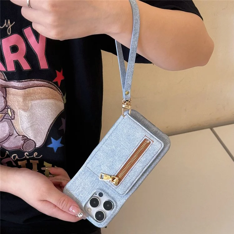 Funda para iPhone 16 Pro con bolsillo para tarjetas, soporte y textura de tela vaquera y cuero PU con correa
