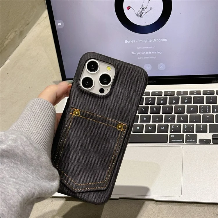 Funda para iPhone 15 Pro Max con soporte para tarjetas, textura de tela vaquera y cuero PU en la parte posterior - Negro