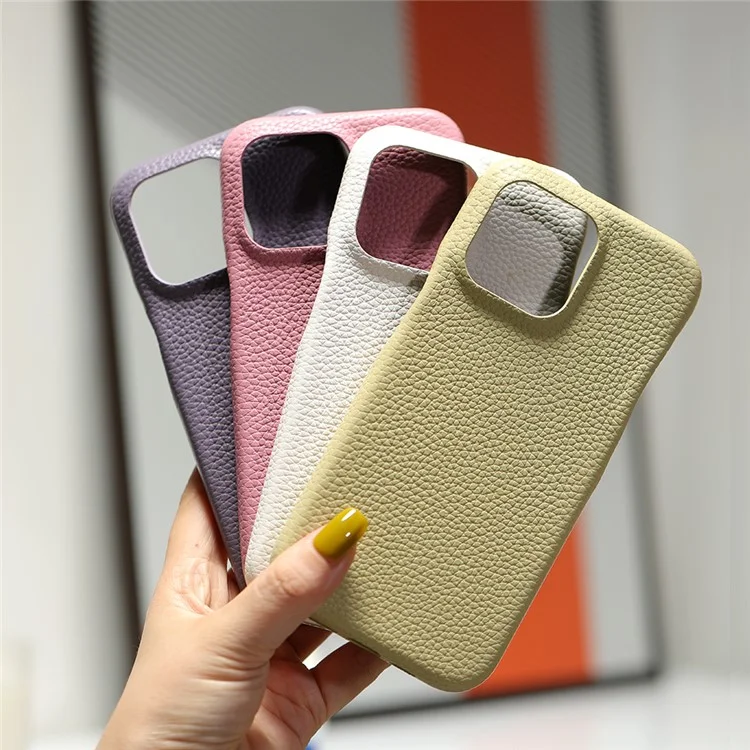 Funda para iPhone 15 Pro Max con textura de litchi, de cuero PU y tapa trasera de PET - Negro
