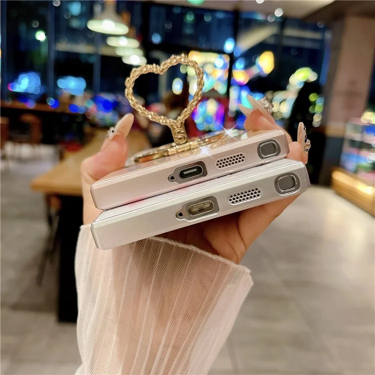 Funda magnética con soporte en forma de corazón para Samsung Galaxy S24 Ultra, cubierta de teléfono de TPU + PC con patrón de flor y mariposa - Blanco / Rosa
