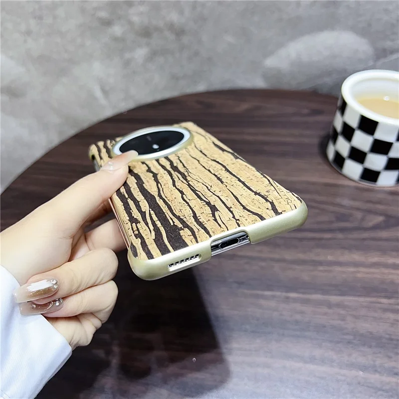 For Huawei Mate 70 Pro+ / Mate 70 Pro PC Phone Magnetic Case Embossed Pattern Mobile Cover - Wood Yellow