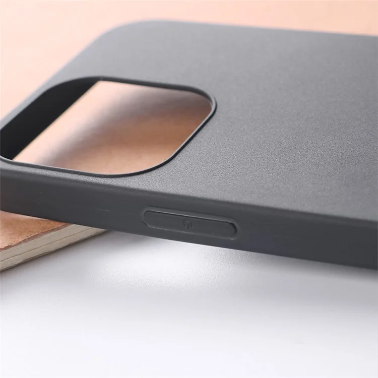 Acquisto all'ingrosso di custodie per iPhone 13 Pro Max, resistenti agli urti, in TPU opaco da 1,2 mm.