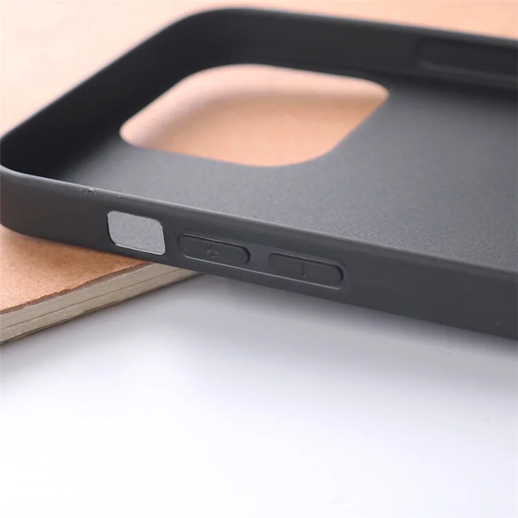 Acquisto all'ingrosso di custodie per iPhone 13 Pro Max, resistenti agli urti, in TPU opaco da 1,2 mm.