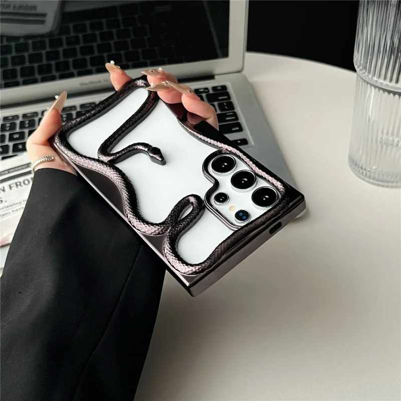 For Samsung Galaxy S24 Ultra Bumper Case Hollow Snake Design TPU Phone Cover - Electroplated Black