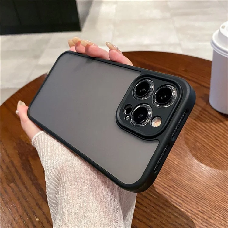 For iPhone 15 Pro Case PC + TPU Heat Dissipation Phone Back Cover Skin Touch - Black