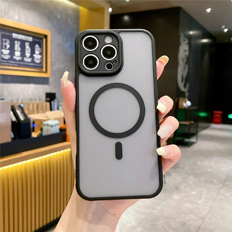 For iPhone 16 Pro Max Case Compatibel met MagSafe TPU + PC Skin Touch Matte Telefoonhoes - Zwart