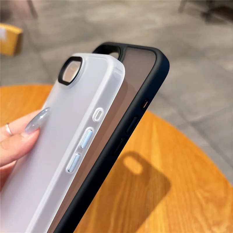 For iPhone 16e Case Skin Touch Matte Anti Scratch PC + TPU Phone Back Cover - Black