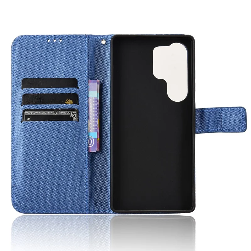 Zijdeachtig Blauw Lederen Portemonnee Hoesje met Diamantstructuur voor Samsung Galaxy S25 Ultra - PU Leer en TPU Materiaal met Magnetische Sluiting en Opvouwbare Stand