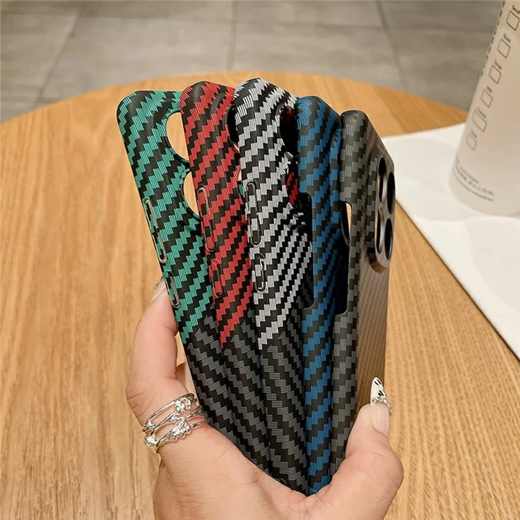 For Xiaomi Redmi Note 14 4G (163.25x76.55x8.16mm) Case Hard PC Phone Cover Carbon Fiber Texture Drop Proof - Black  /  Green