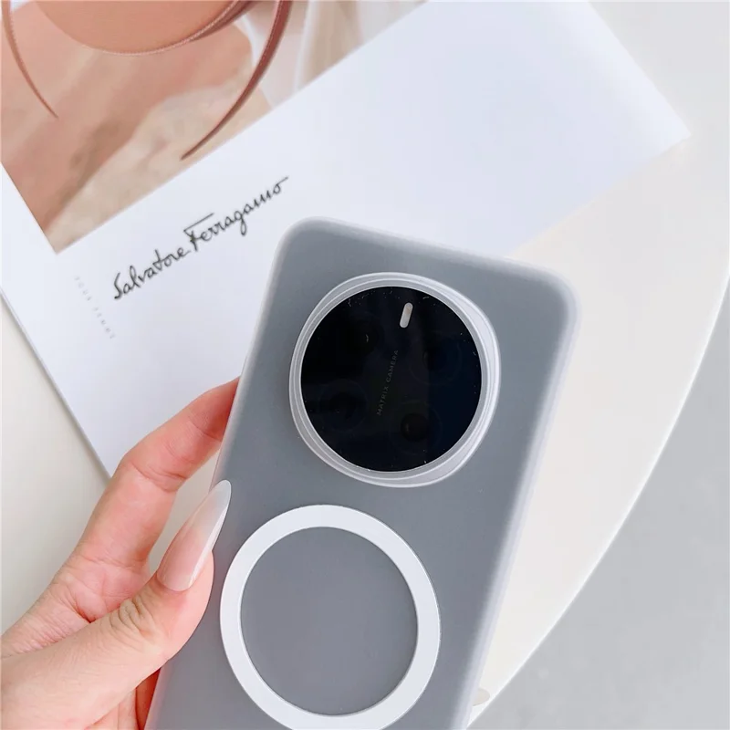 For Honor Magic7 Pro 5G Magnetic Case Matte Hard PC Phone Cover - Transparent