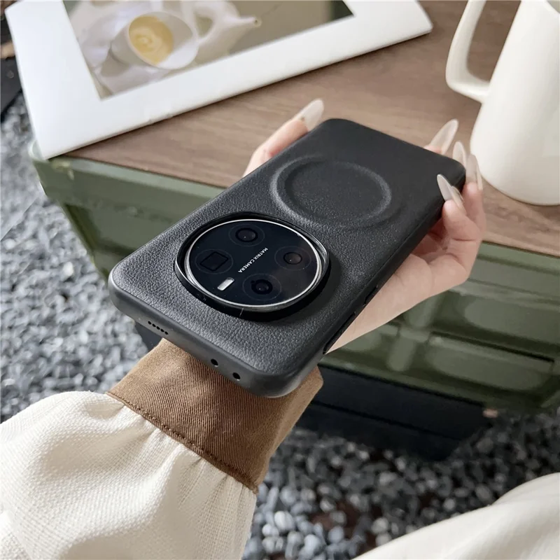 For Honor Magic7 Pro 5G Magnetic Case PU + TPU Phone Back Cover - White