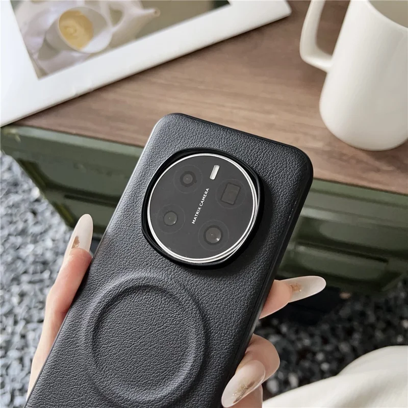 For Honor Magic7 Pro 5G Magnetic Case PU + TPU Phone Back Cover - White