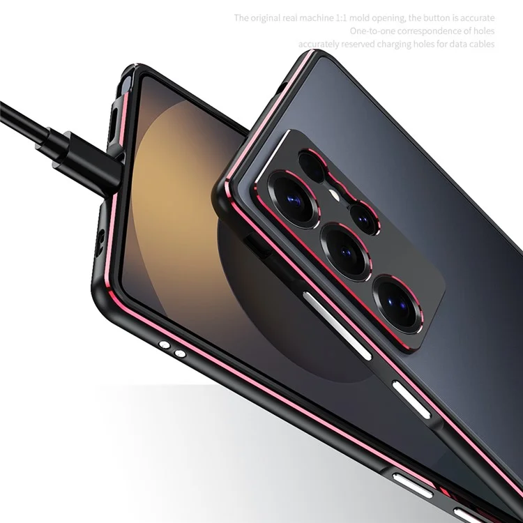 Cover Paraurti per Samsung Galaxy S25 Ultra con Cornice in Metallo e Protezione Fotocamera - Nero / Rosso