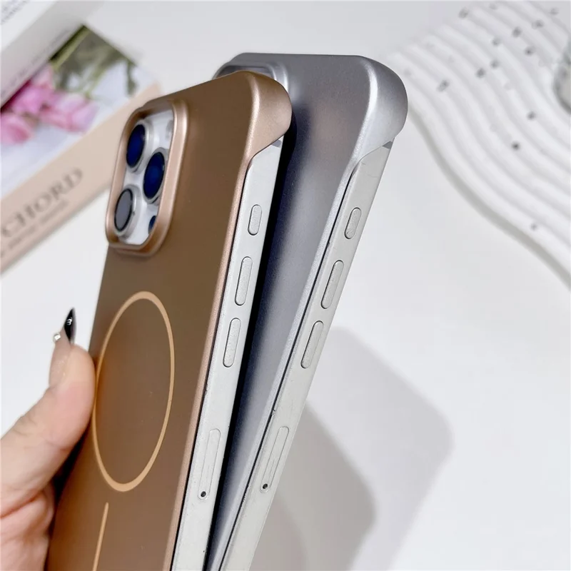Für iPhone 16 Pro Max Magnetische Hülle Rahmenlos Harte PC Handy Rückseite Schutzhülle - Schwarz
