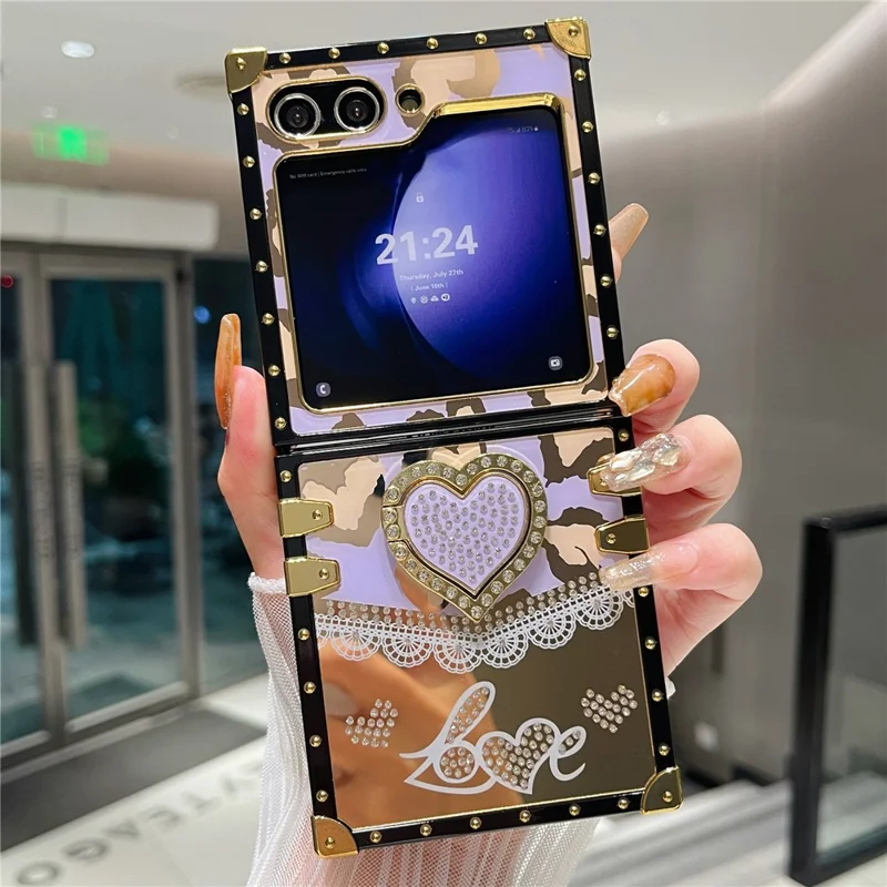 For Samsung Galaxy Z Flip7 FE 5G / Z Flip6 5G Case Heart Pattern Electroplating TPU + PC Phone Cover with Kickstand - Purple