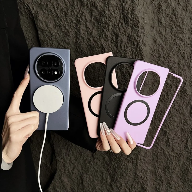 Coque Oppo Find N5 5G Compatible avec MagSafe Finition Mate Rigide en PC - Noir