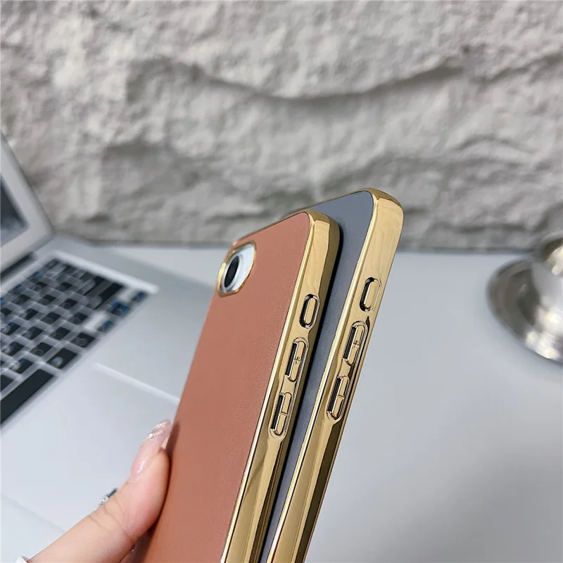 For iPhone 16e Hoesje Nappa Structuur PC + PU + TPU Telefoon Achterkant - Bruin