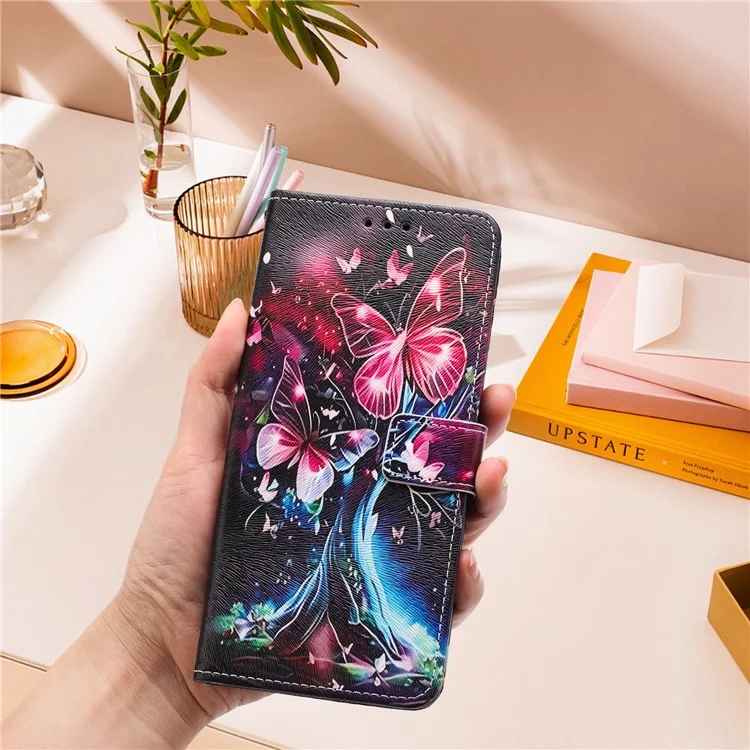 YX-2501 Per Oppo Reno13 F 5G / 4G Cover con Stampa a Motivi in Pelle PU Portafoglio con Cordino - Albero di Farfalle