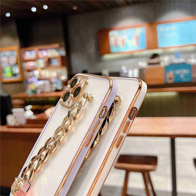 TPU Protective Case for iPhone 14 Pro, Dual Color Electroplating Anti-scratch Cover with Hand Chain - Black