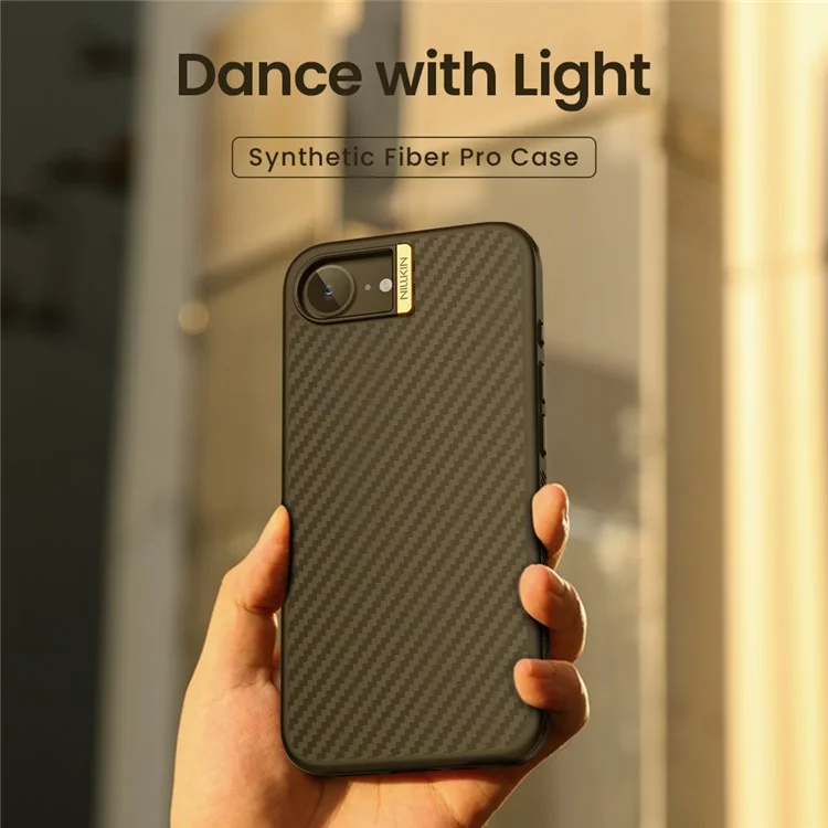 NILLKIN per iPhone 16e Custodia magnetica Texture in fibra di carbonio TPU + PC Custodia antishock - Nero