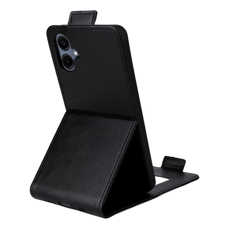 Para Samsung Galaxy A06 5G / 4G Capa com Suporte Flip Vertical em Couro com Fecho Magnético e Porta-cartões - Preto