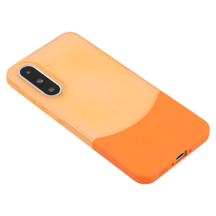 Étui pour Samsung Galaxy A36 5G Double Couleur Aspect Mat PC Coque de Téléphone Grande Découpe Caméra - Transparent Orange + Orange