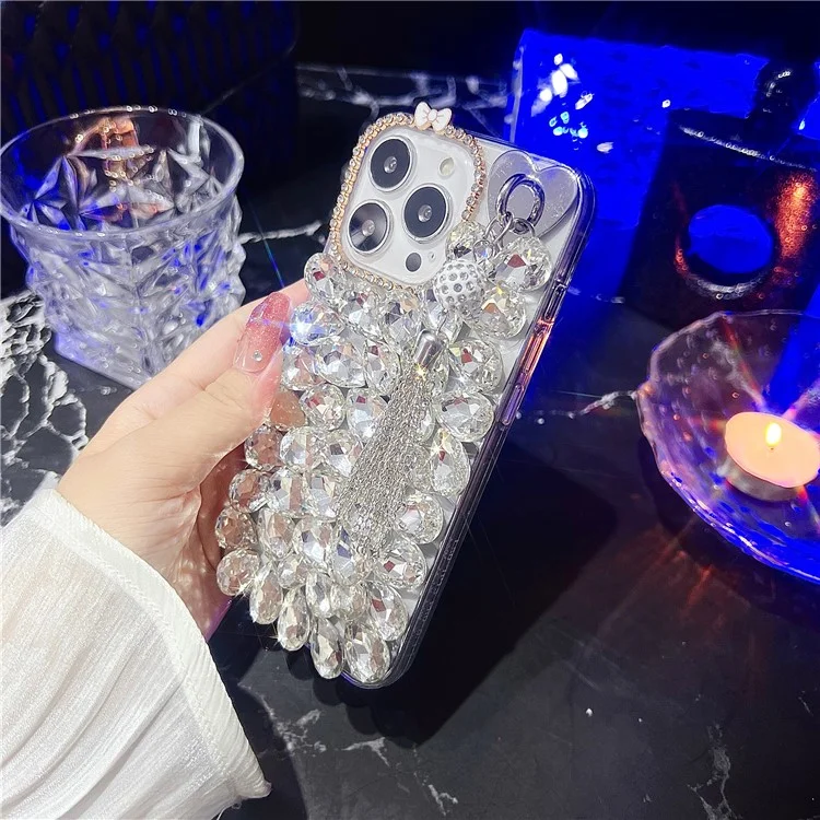 Capa para iPhone 16 Pro com Decoração de Vidro com Borlas e Strass em TPU - Branco