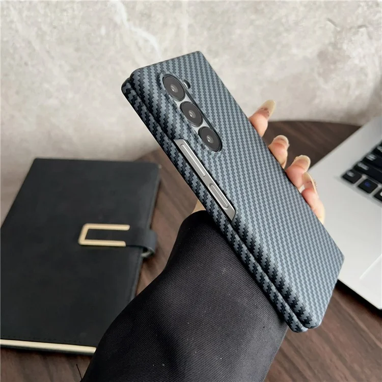 For Samsung Galaxy Z Fold5 5G Magnetic Case Carbon Fiber Texture PC Phone Cover with Screen Protector - Black
