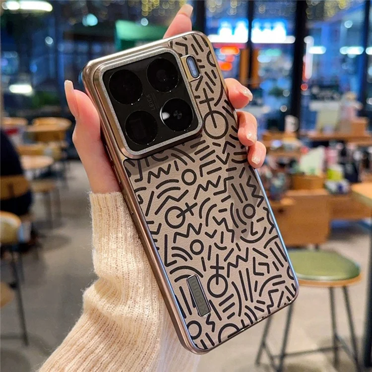 Cover per Xiaomi 15 Pro con Design Creativo Scarabocchi, Custodia in Pelle con Finitura Elettroplaccata - Marrone