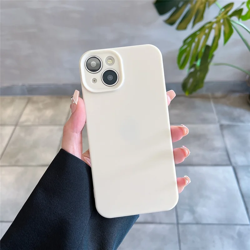 Bulk Purchasing For iPhone 15 Case Precise Cutouts 1.6mm TPU Shockproof Phone Cover - Ivory White