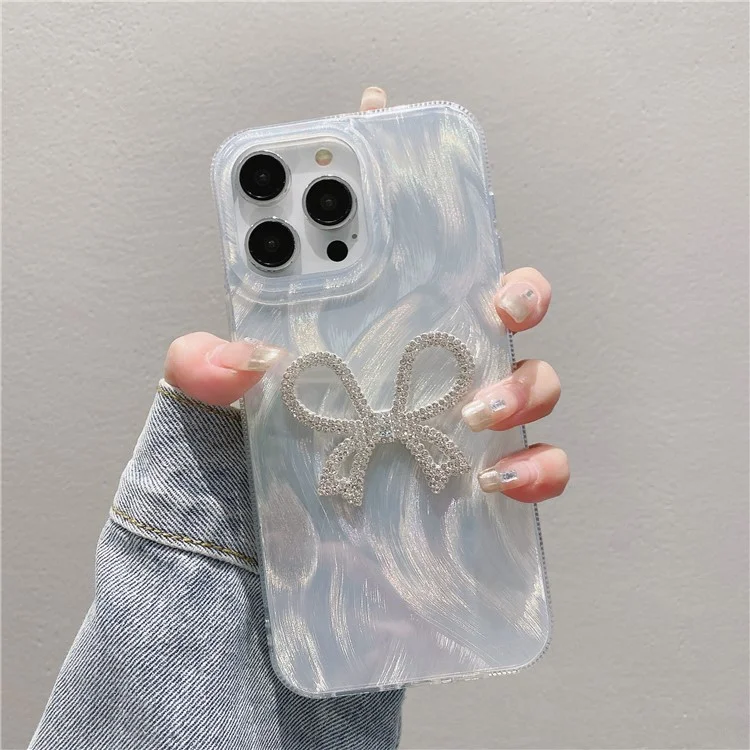 Étui pour iPhone 15 Pro avec Décoration Nœud en Plume et Fil - Nœud