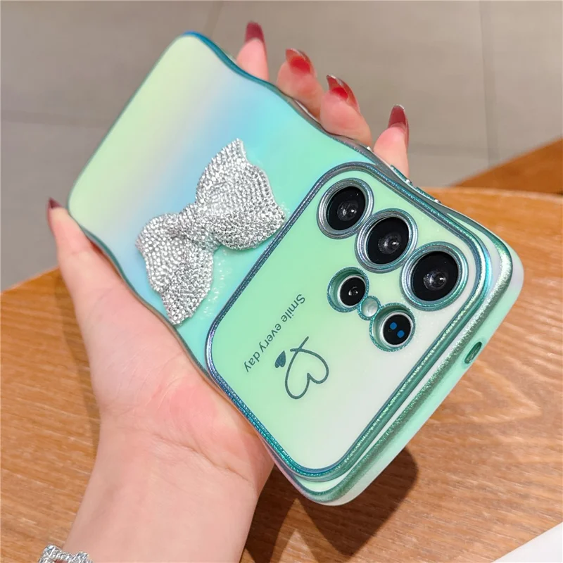 For Samsung Galaxy S25 Ultra Case Wave Edge Bow Decorated Soft TPU Phone Back Cover with Heart Pattern - Green