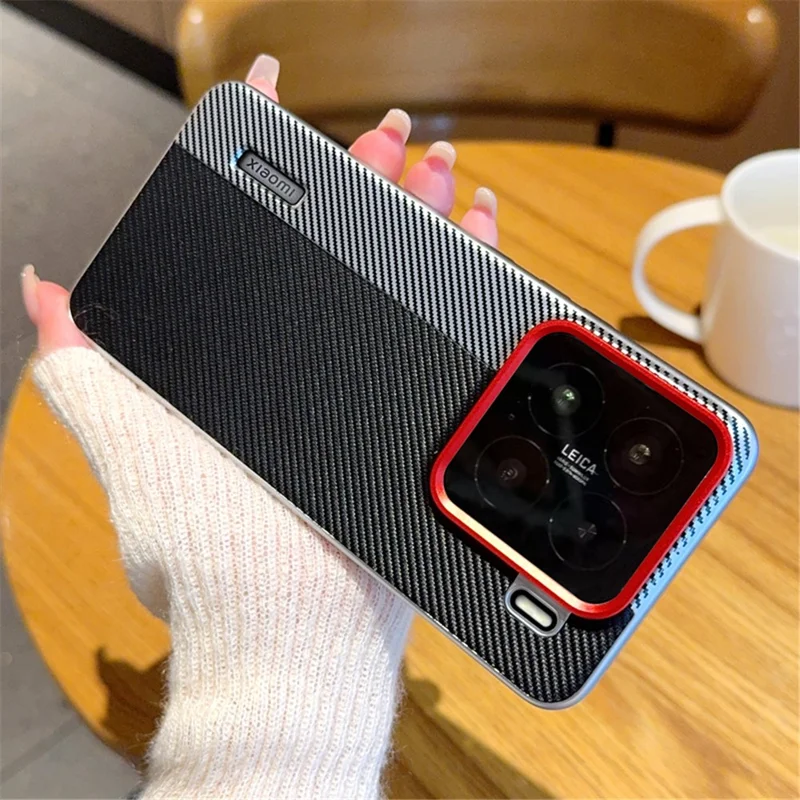 Funda de estilo cámara para Xiaomi 15 Pro con textura de fibra de carbono, cuero y PC