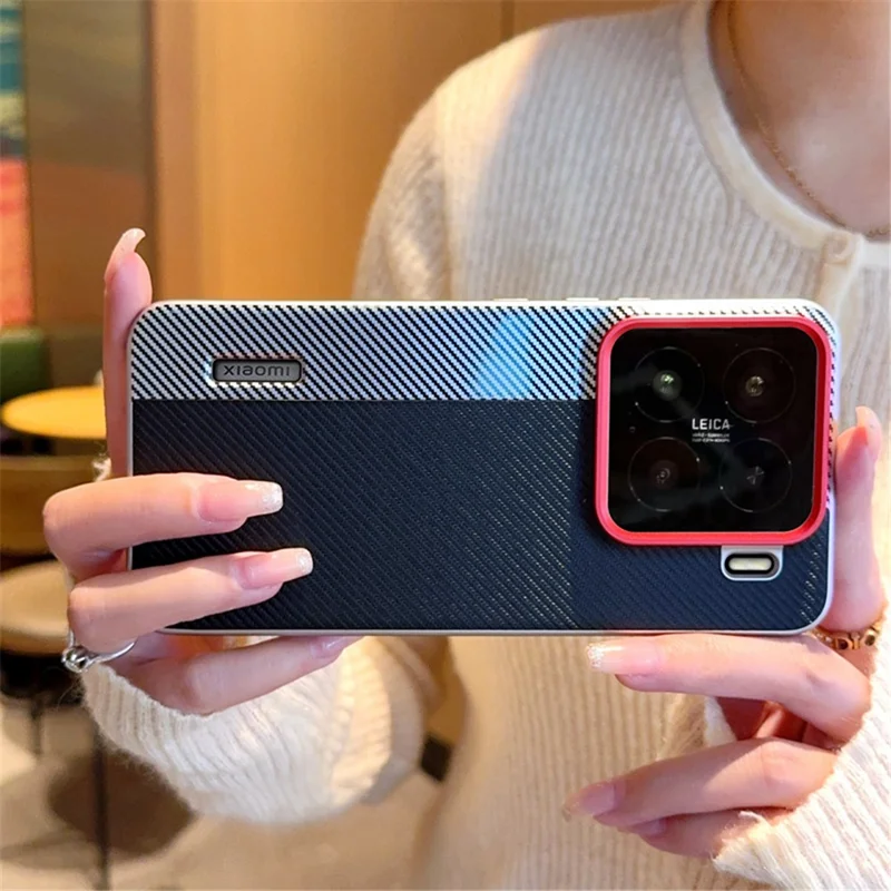Funda de estilo cámara para Xiaomi 15 Pro con textura de fibra de carbono, cuero y PC